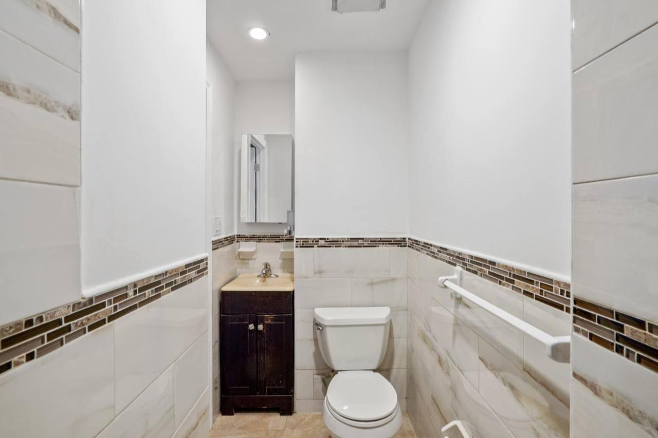 Apartment 403: East Village *